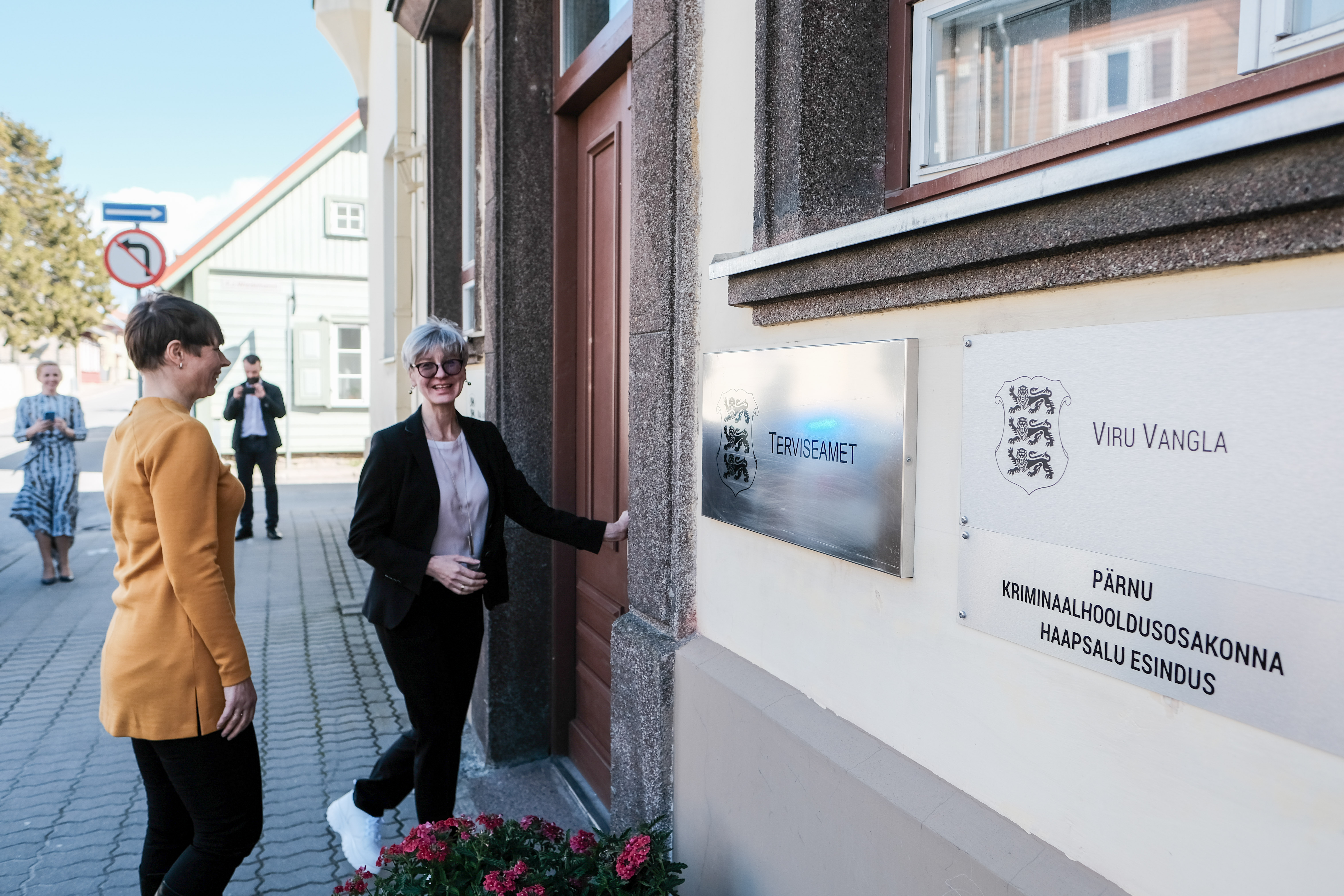 President Kersti Kaljulaid ja Riigi Kinnisvara juhatuse esimees Kati Kusmin